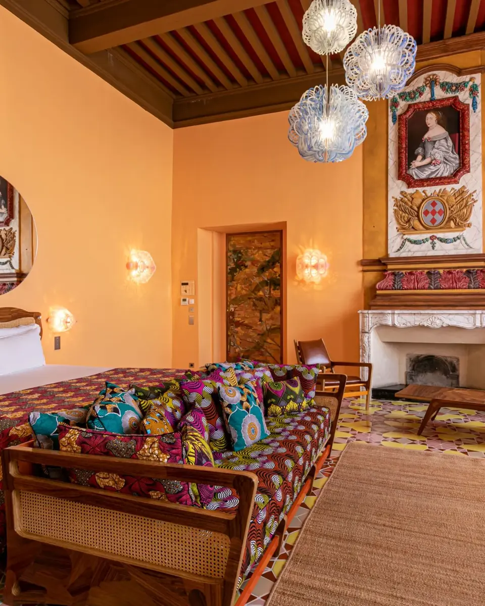 Suite at hotel L'Arlatan in Arles, France